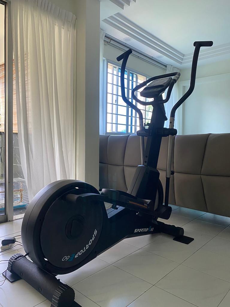 Buy Sportop E60 Elliptical Trainer In Singapore Elliptical Trainers Gymsportz
