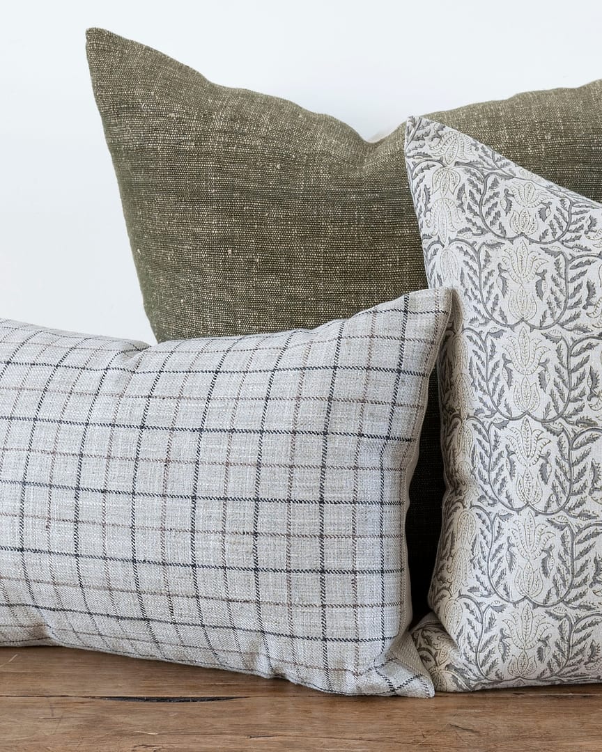 Heavy pillow inserts best sale