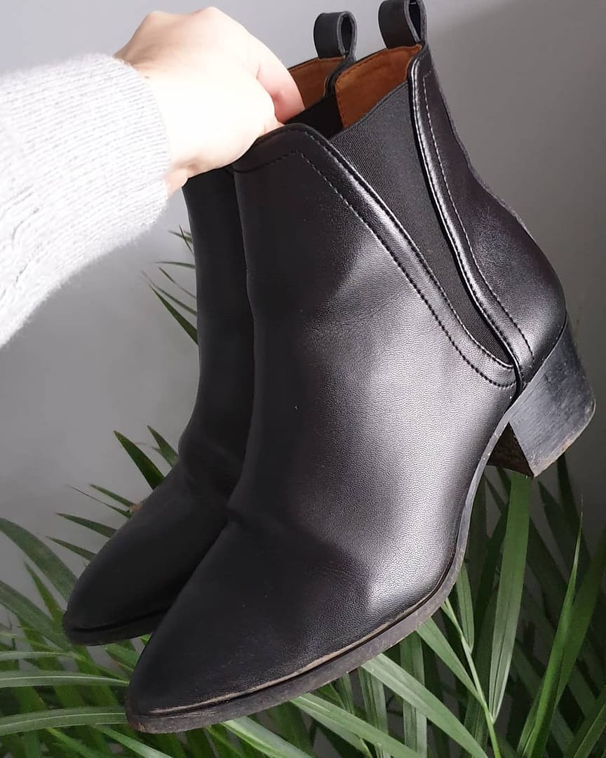 Vegan Women s Point Toe Chelsea Boots Will s Vegan Store